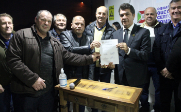 Reforma da Unidade Básica de Saúde do Laranjinha é entregue para a comunidade