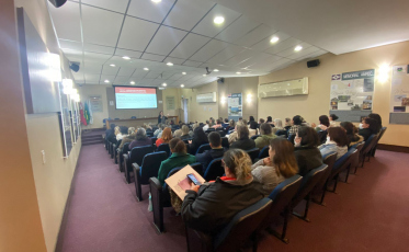 Equipes de enfermagem da Rede Municipal de Saúde recebem capacitação