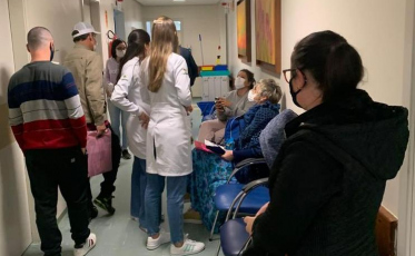 Pacientes oncológicos recebem orientações sobre saúde bucal