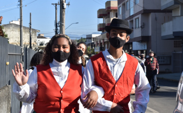 Desfile típico e Tombo da Polenta marcam 131 anos de imigração italiana