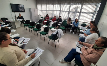 Vacinadoras de Içara passam por formação