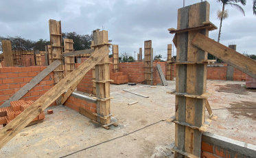 UBS da Santa Bárbara segue cronograma de obras e ganha forma em Criciúma