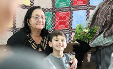 Escola promove ação para ressaltar importância do respeito à pessoa idosa 