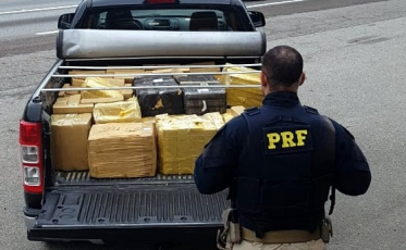 Polícia apreende 356 kg de maconha na BR-101 