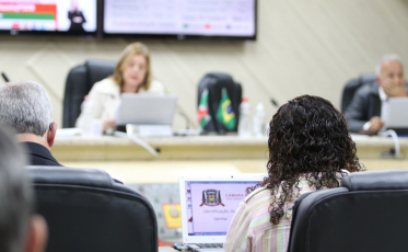 Projeto de Lei que proíbe o uso de cigarro eletrônico é aprovado na Câmara de Criciúma