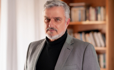 Unesc recebe ator, cineasta e escritor Werner Schünemann para lançamento de livro