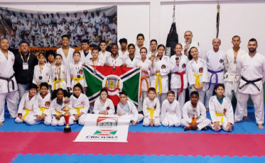 Atletas de Criciúma conquistam bons resultados em campeonatos de jiu-jitsu e karatê