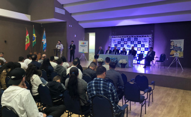 Mais 20 novos soldadores recebem certificado em Içara