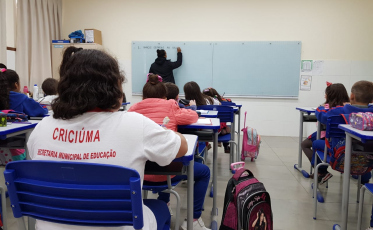 Criciúma divulga calendário de matrícula e rematrícula para o ano letivo de 2023