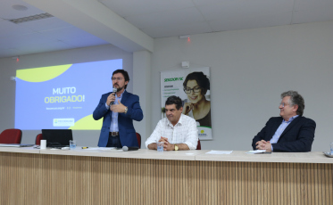 Edson da Cunha assume a presidência da Fecoerusc