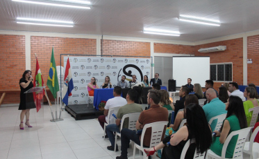 EJA forma 28 alunos em parceria com a Plaszom e GDM Plásticos