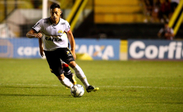 Uma grata surpresa pra Mazola Júnior 