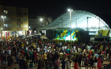 Arroio do Silva: Sábado tem show de Rubens Daniel e Fernanda de Lima