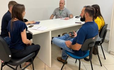 Vigilância Sanitária de Criciúma autua imóveis com ligação irregular à rede de esgoto