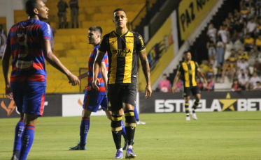 Após 14 anos, Criciúma perde para o Marcílio Dias no Heriberto Hülse