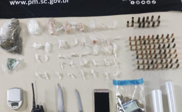 Criciúma: Polícia Militar encontra drogas e munições em residência no bairro Progresso