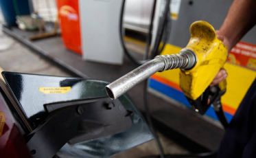 Gasolina comum sobe 7,79% em dois meses em Içara, segundo Procon