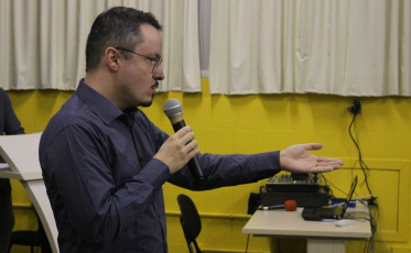 Professor Diego Piovesan é homenageado pelo Legislativo de Criciúma