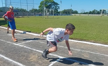 Atletismo de Criciúma conquista resultados positivos no Festival Regional