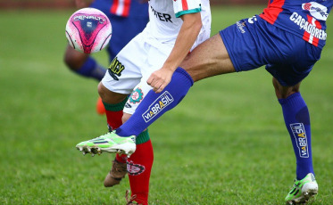 Time da Raça em busca da vaga na final