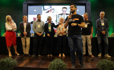 Emoção e premiações marcam encerramento do 8º Fiepe em Criciúma