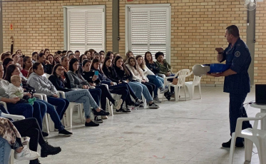 Profissionais da Educação de Morro da Fumaça participam de palestras para qualificar a segurança nas escolas