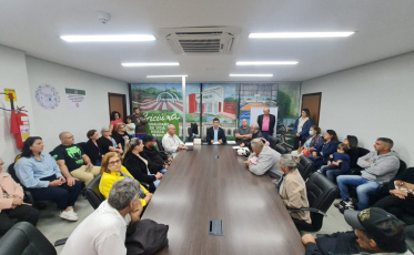 Assinada ordem de serviço para pavimentação de ruas dos bairros Vila Doro e Mina do Mato