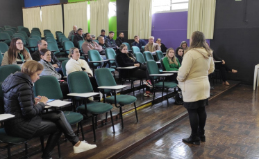 Semana de formação continuada da Satc trabalha com Inteligência Artificial em sala de aula 