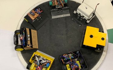 Competição de sumô marca encerramento da primeira fase de Engenharia Mecatrônica da UniSatc  