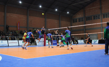 VOA Morro da Fumaça estreia no Campeonato Estadual de Vôlei com vitória