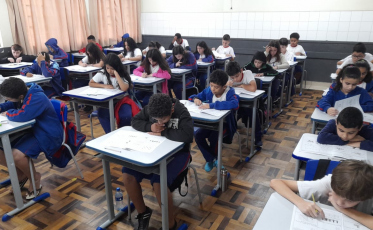 Estudantes da rede municipal de Criciúma passam por avaliação de aprendizagem