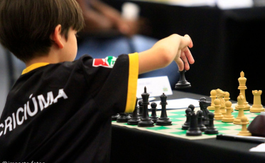 Criciúma recebe evento internacional de xadrez