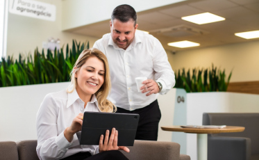 Associados da Sicredi Sul SC recebem resultados financeiros de 2023