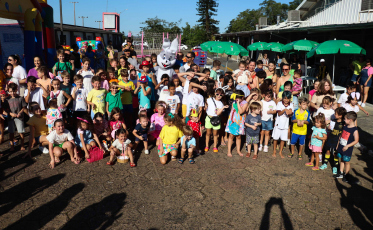 Caça aos Ovos de Páscoa reúne 130 crianças no Mampituba
