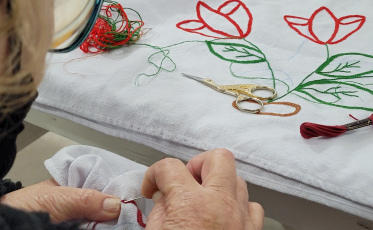 Clube de Mães da APAE: artesanato, convivência e apoio em Cocal do Sul 