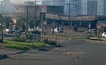 ((Vídeo)) Loja de materiais de construção pega fogo em Içara