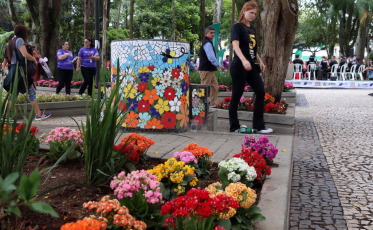 Unesc dá nova cara para a Praça Nereu Ramos e celebra momento com a comunidade