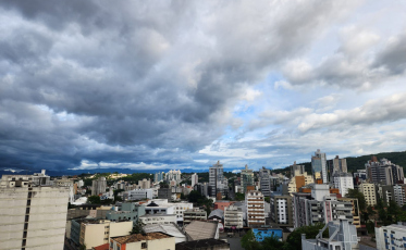 ((Áudio)) Tempo seco e temperaturas em elevação para os próximos dias
