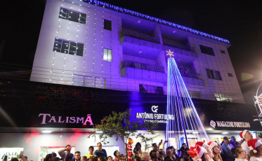 Comércio de Içara encerra horário ampliado de Natal nesta segunda-feira