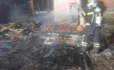 Incêndio ocorre em Praia Grande na madrugada desse sábado (28)