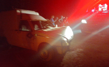 Casal é hospitalizado após capotar veículo em Morro da Fumaça