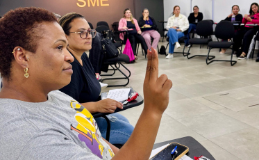 Secretaria de Educação de Criciúma dá início ao Curso de Libras Básico I e II