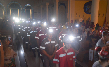 Mineiros são homenageados em missa na Basílica