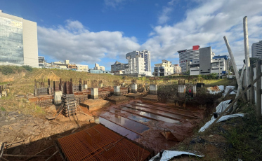 Água parada no Santa Vita é retirada pela Defesa Civil