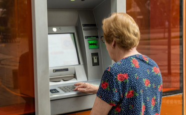 Piso previdenciário do INSS garante aumento aos beneficiários ainda em janeiro