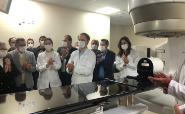 Hospital São José inaugura novo acelerador linear
