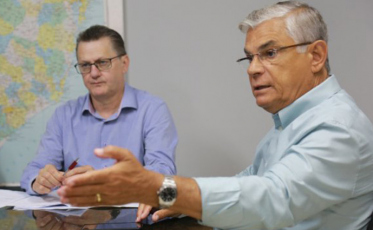 Acélio Casagrande e Eduardo Moreira assinam convênio para o Materno Infantil