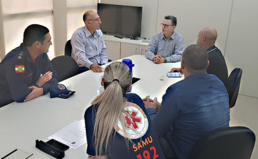 Acélio Casagrande se reúne com gerente do Samu de Santa Catarina  