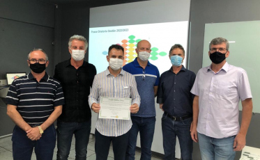 Nova diretoria da Acivale é empossada