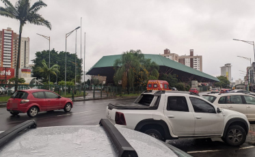 Amarelinho atropela homem na Avenida Centenário 
